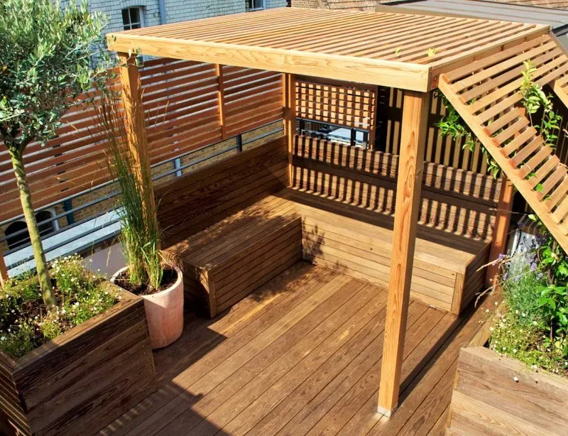 Çıtalı Yan Panelli Ahşap Pergola — Ürün
