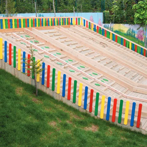Büyük Ahşap Denge ve Labirent Oyun Parkı — Ahşap Oyun Parkları