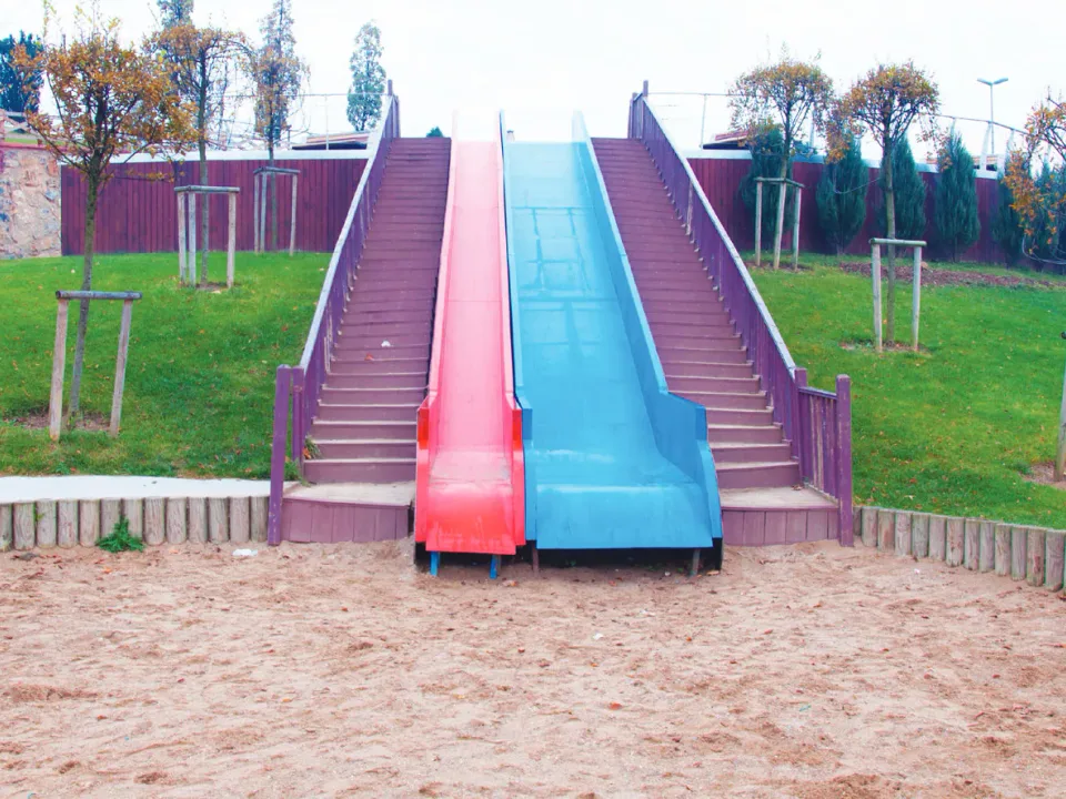 Çift Geniş Kaydıraklı Ahşap Oyun Parkı — Ürün