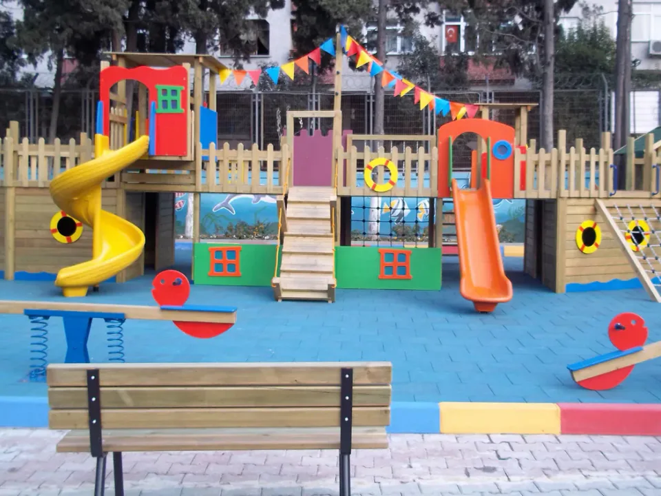 Deniz Temalı Çok Etkinlikli Ahşap Oyun Parkı — Ürün
