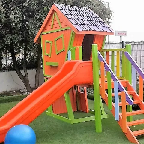 Kaydıraklı Ahşap Oyun Evi — Ahşap Oyun Evleri