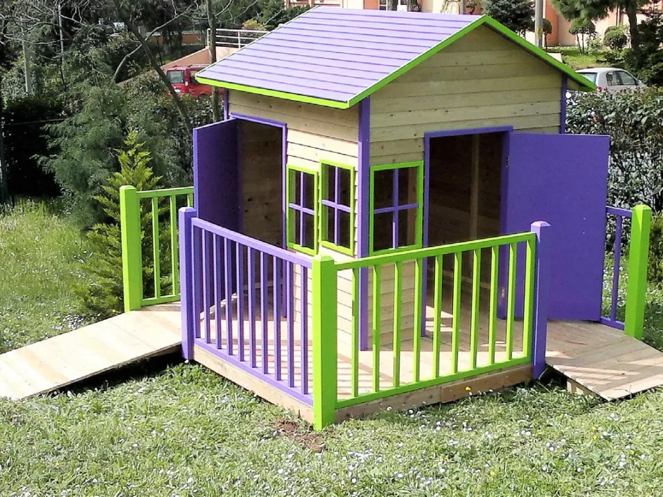Verandalı Ahşap Oyun Evi — Ürün